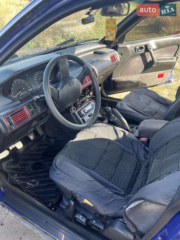 Лифтбек Mitsubishi Galant 1989 в Гайсине