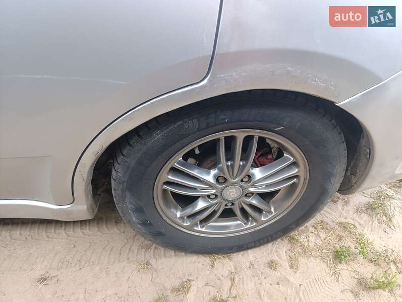 Седан Mitsubishi Galant 2007 в Киеве