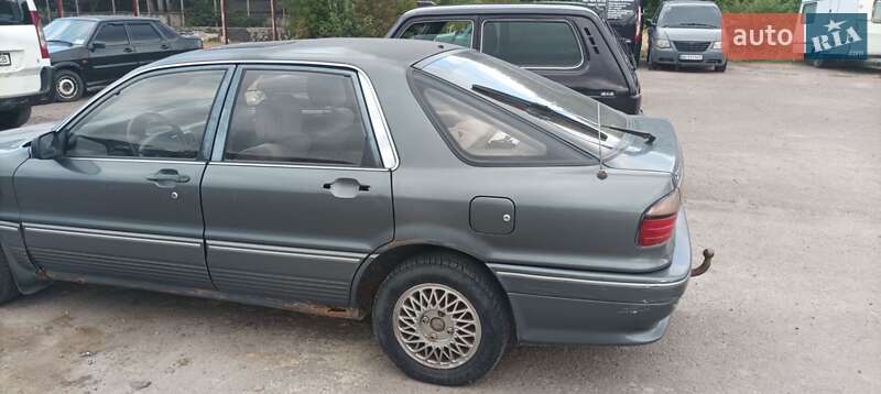 Лифтбек Mitsubishi Galant 1992 в Ровно