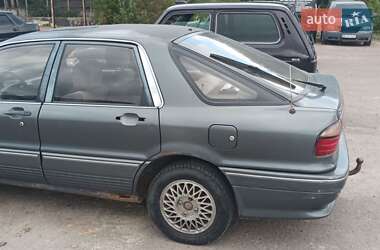 Лифтбек Mitsubishi Galant 1992 в 
