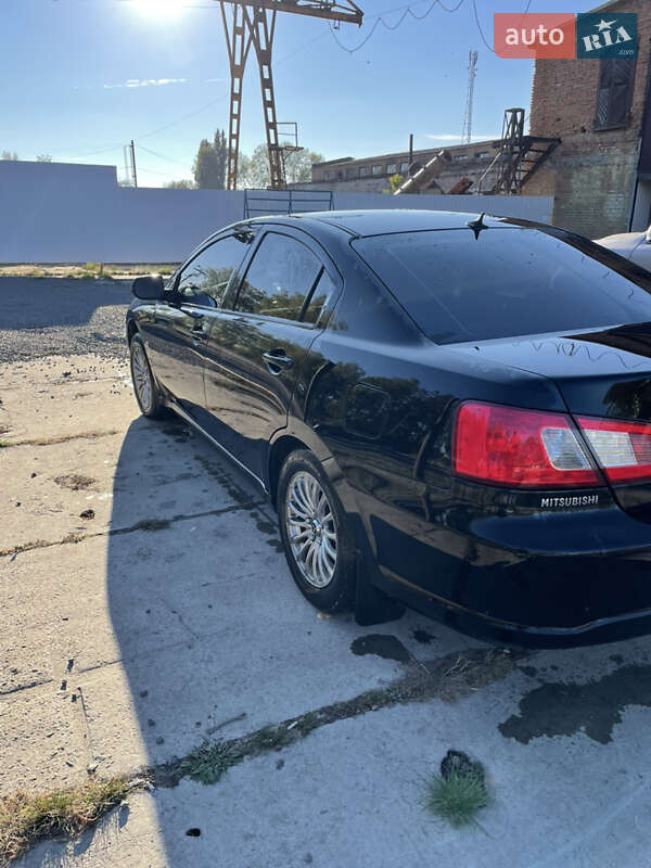 Седан Mitsubishi Galant 2008 в Хмельнике