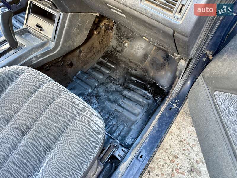 Лифтбек Mitsubishi Galant 1989 в Киеве