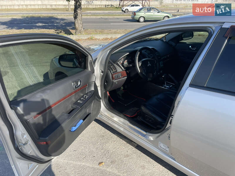 Седан Mitsubishi Galant 2008 в Запорожье