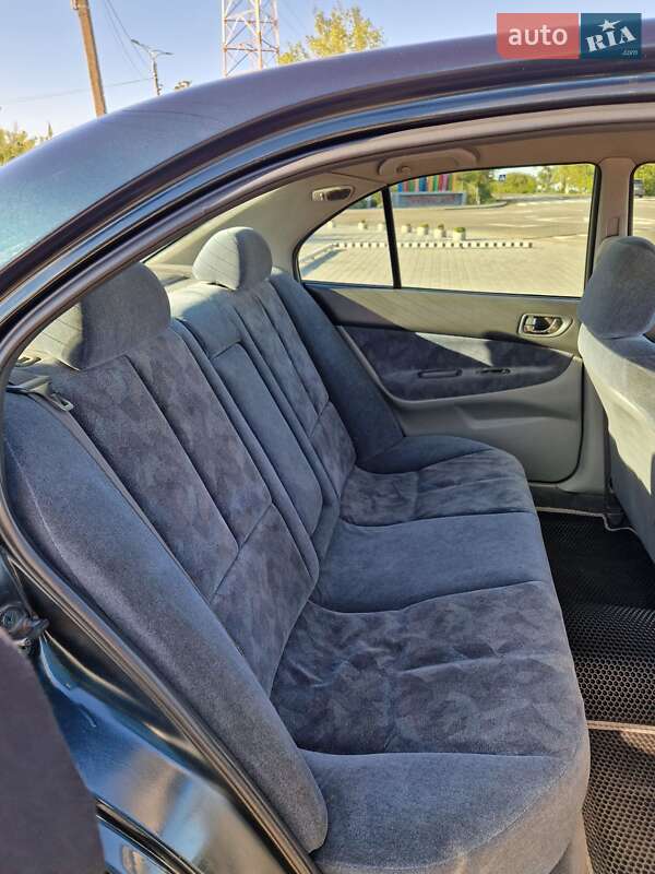 Седан Mitsubishi Galant 1997 в Доброславе