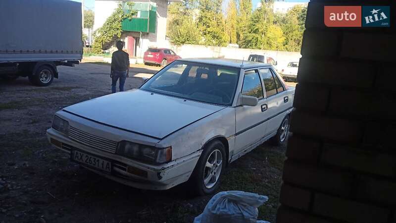 Седан Mitsubishi Galant 1986 в Харькове