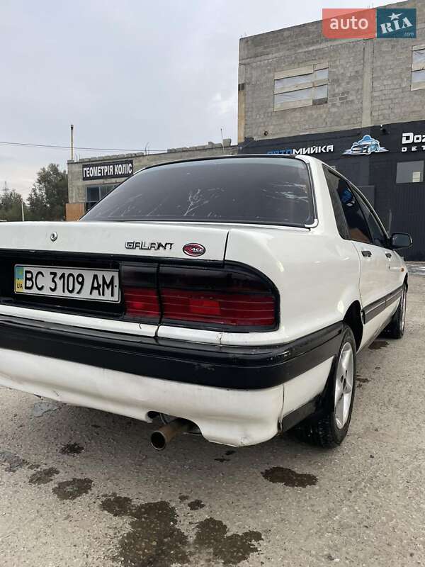 Седан Mitsubishi Galant 1989 в Новояворовске фото 5 Седан Mitsubishi Galant 1989 в Новояворовске