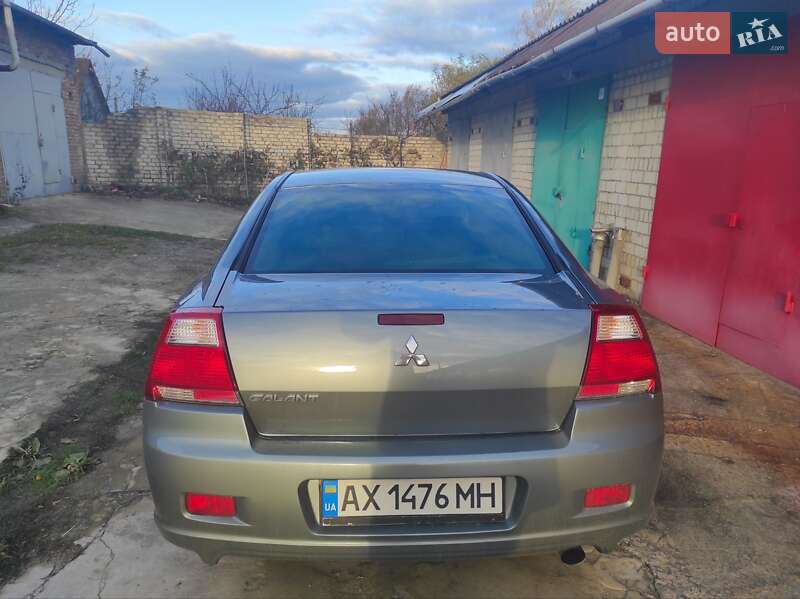 Седан Mitsubishi Galant 2007 в Вараше