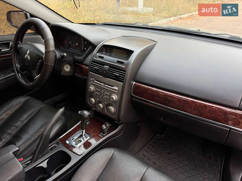 Седан Mitsubishi Galant 2008 в Чернигове