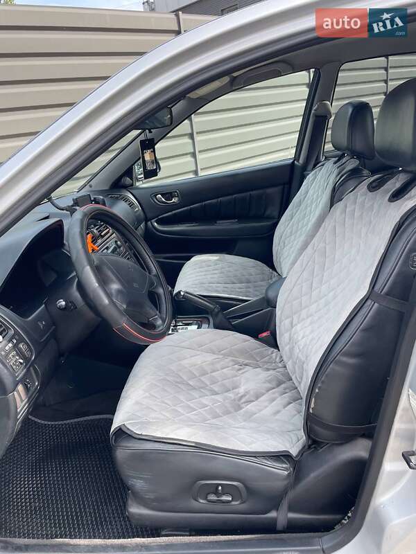 Седан Mitsubishi Galant 2001 в Черкассах