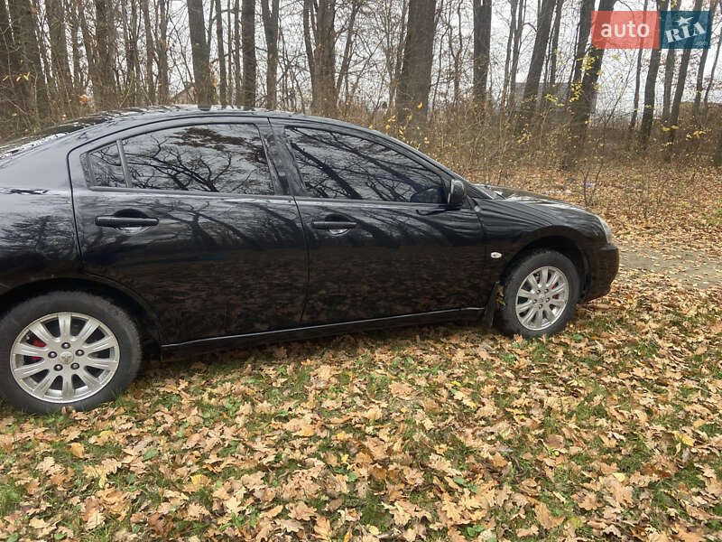 Седан Mitsubishi Galant 2009 в Ладижині