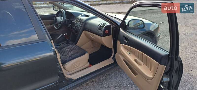 Седан Mitsubishi Galant 1997 в Великой Александровке