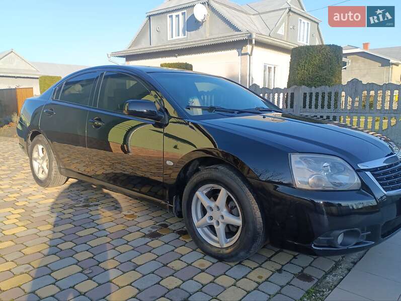 Седан Mitsubishi Galant 2008 в Снятині