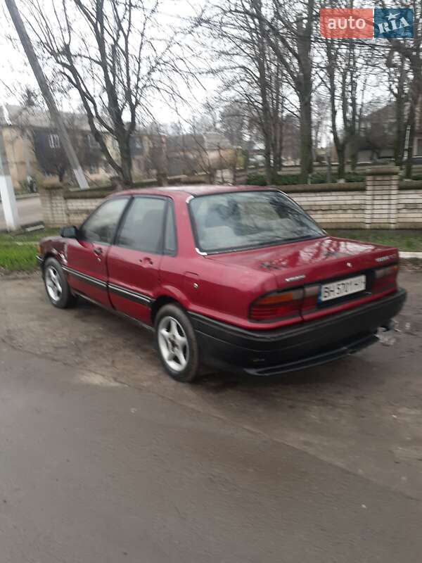 Седан Mitsubishi Galant 1989 в Одесі фото 3 Седан Mitsubishi Galant 1989 в Одесі
