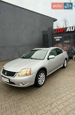 Седан Mitsubishi Galant 2008 в Чернівцях