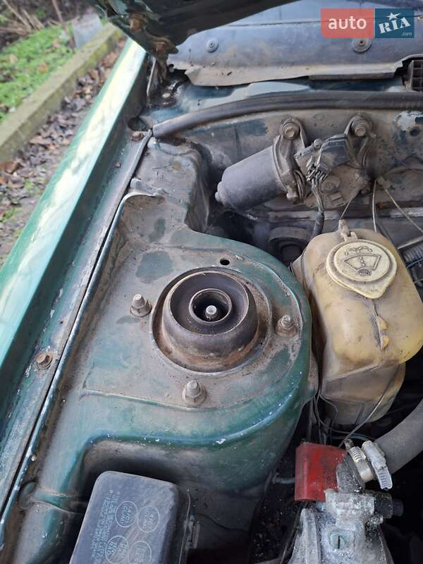 Седан Mitsubishi Galant 1988 в Одессе