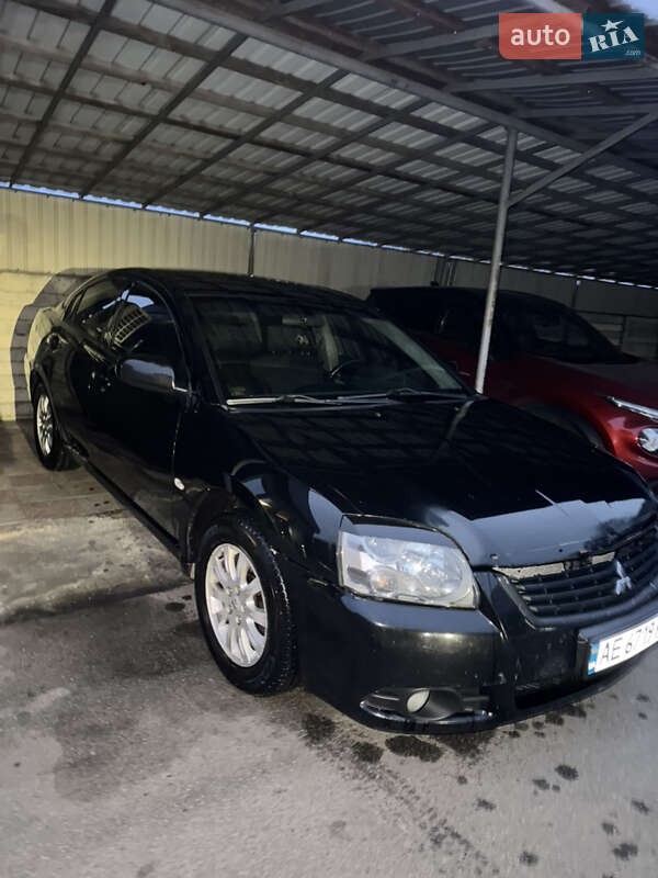Седан Mitsubishi Galant 2009 в Прилуках
