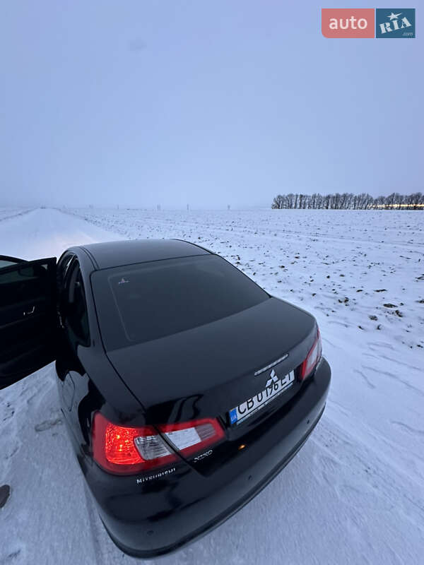 Седан Mitsubishi Galant 2009 в Бобровиці