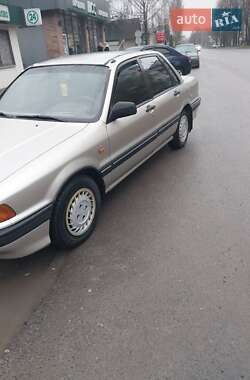 Седан Mitsubishi Galant 1988 в Каменец-Подольском