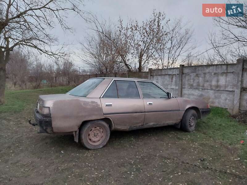 Седан Mitsubishi Galant 1987 в Одесі фото 4 Седан Mitsubishi Galant 1987 в Одесі