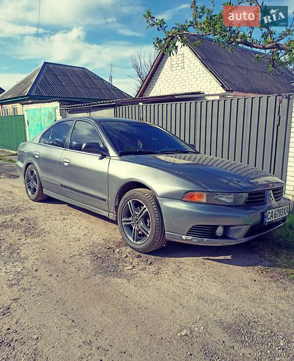 Mitsubishi Galant 2003