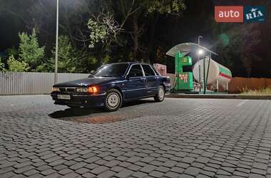 Седан Mitsubishi Galant 1988 в Дніпрі