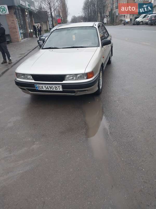 Mitsubishi Galant 1988