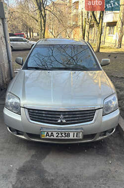 Седан Mitsubishi Galant 2008 в Києві