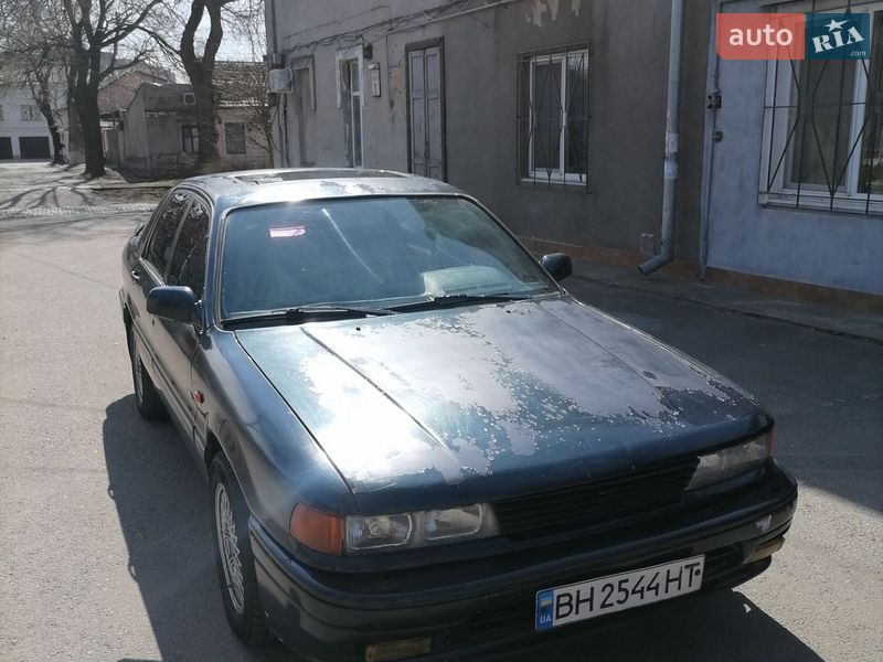 Mitsubishi Galant 1989