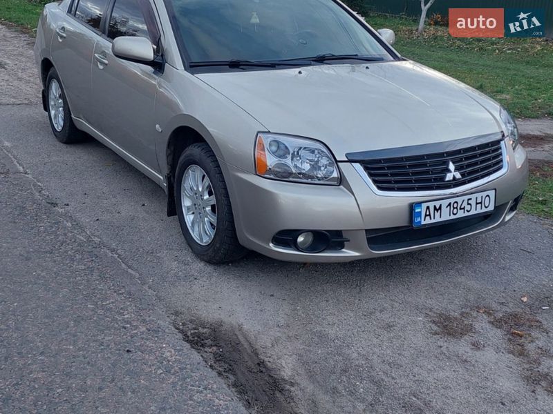 Mitsubishi Galant 2008