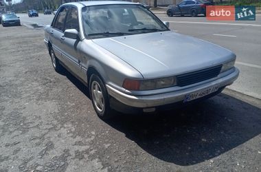 Седан Mitsubishi Galant 1988 в Одессе