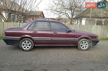 Седан Mitsubishi Galant 1988 в Дунаевцах