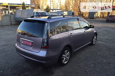  Mitsubishi Grandis 2005 в 
