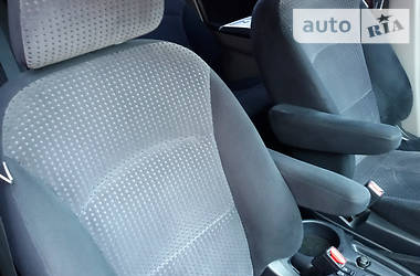 Минивэн Mitsubishi Grandis 2008 в 