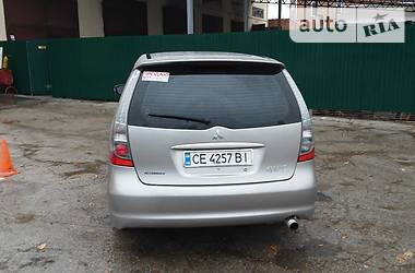 Минивэн Mitsubishi Grandis 2008 в Черновцах