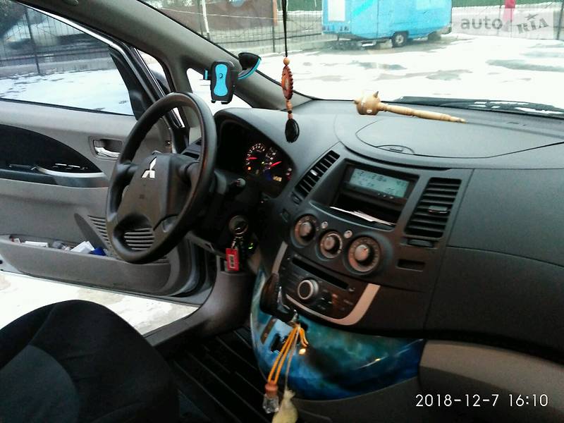 Минивэн Mitsubishi Grandis 2006 в Житомире