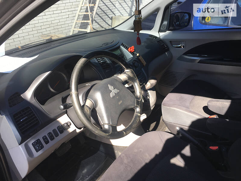 Мінівен Mitsubishi Grandis 2008 в Києві