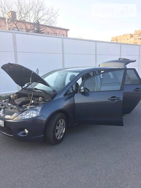 Мінівен Mitsubishi Grandis 2005 в Львові