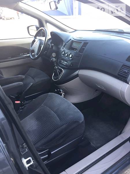 Мінівен Mitsubishi Grandis 2005 в Львові