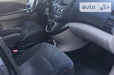 Мінівен Mitsubishi Grandis 2005 в 