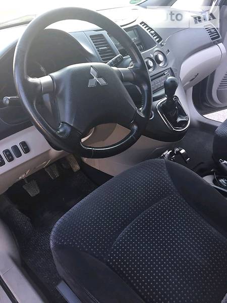 Мінівен Mitsubishi Grandis 2005 в Львові