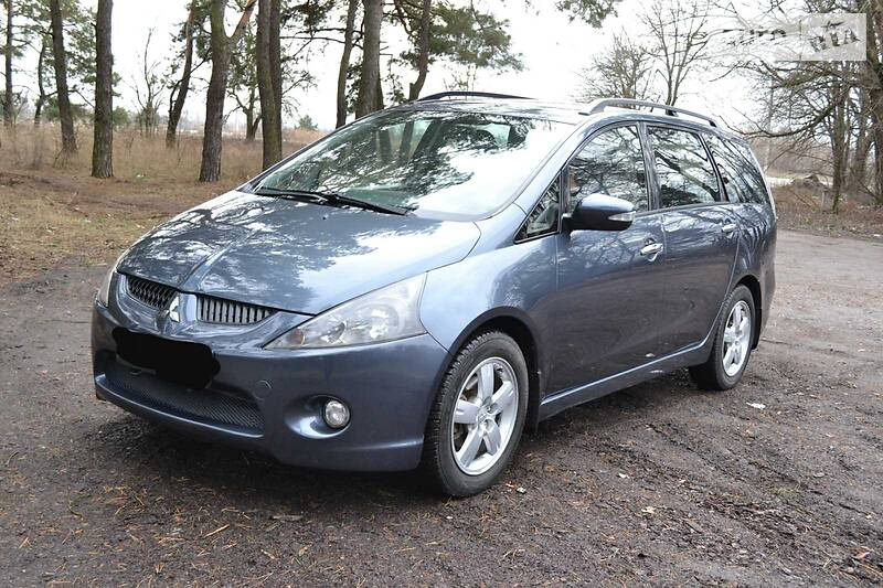 Мінівен Mitsubishi Grandis 2006 в 