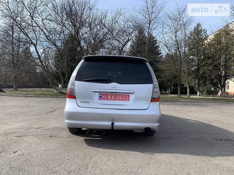 Минивэн Mitsubishi Grandis 2008 в Ровно фото 10 Минивэн Mitsubishi Grandis 2008 в Ровно