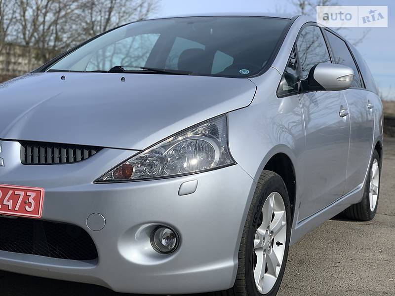 Минивэн Mitsubishi Grandis 2008 в Ровно фото 47 Минивэн Mitsubishi Grandis 2008 в Ровно