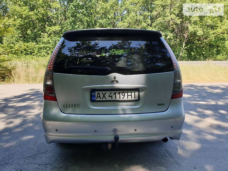 Мінівен Mitsubishi Grandis 2005 в Харкові