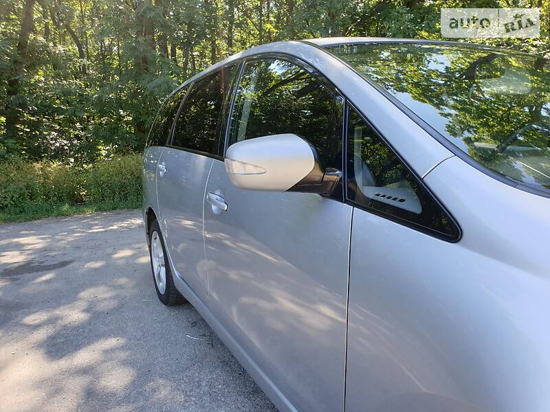 Мінівен Mitsubishi Grandis 2005 в Харкові