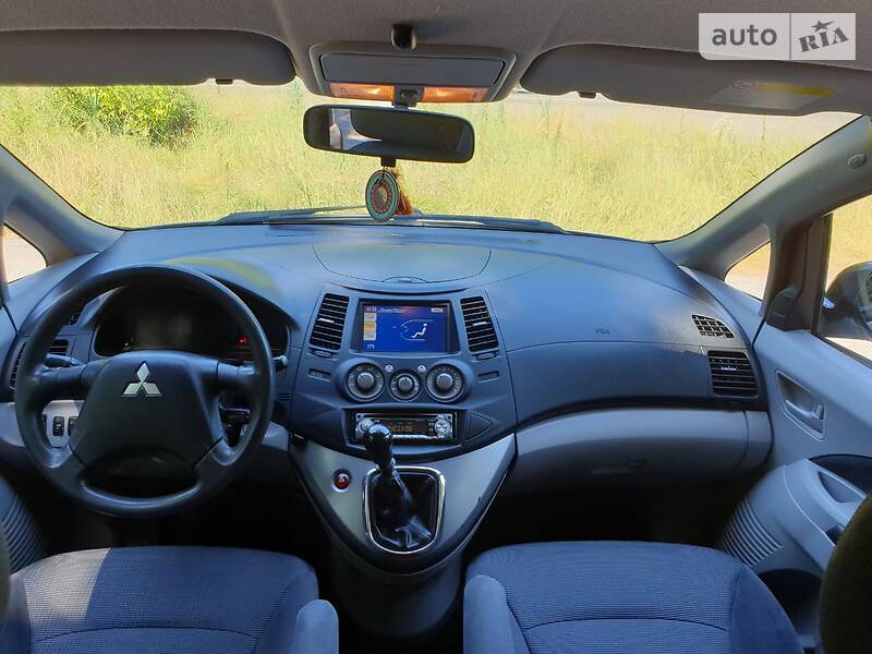 Мінівен Mitsubishi Grandis 2005 в Харкові