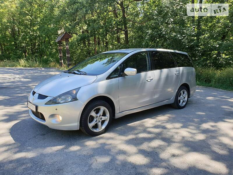 Мінівен Mitsubishi Grandis 2005 в Харкові