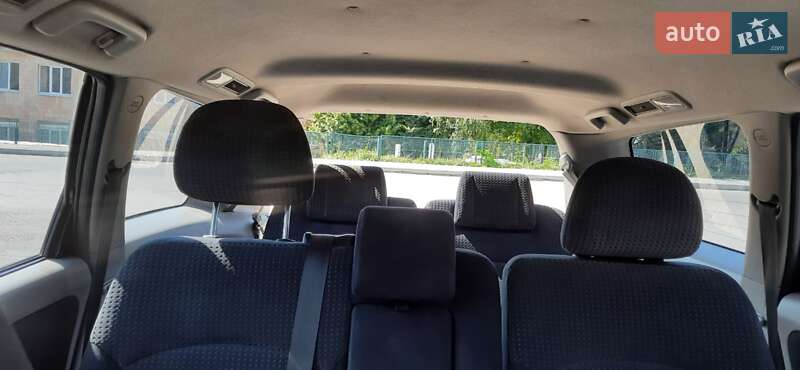 Минивэн Mitsubishi Grandis 2007 в Полтаве