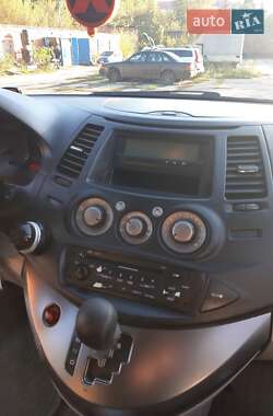 Универсал Mitsubishi Grandis 2006 в 