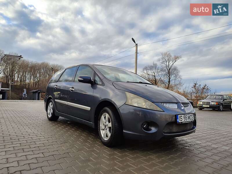 Минивэн Mitsubishi Grandis 2007 в Черновцах